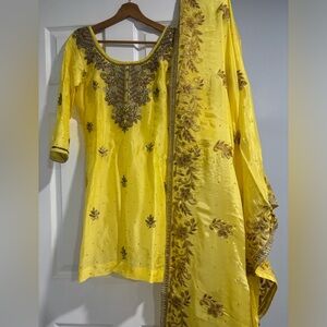 Indian Pakistani Punjabi - yellow patiala salwar kameez